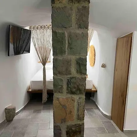 Casa Αδάμας